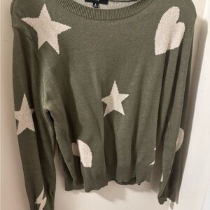 Fate Olive Sweater with White Stars and Hearts